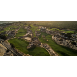 河川斷崖高爾夫球場